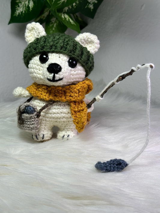 Crochet Polar Bear Fisherman – Mini Lake Scene with Fish